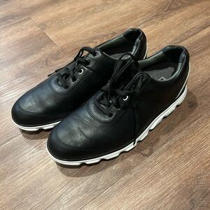 FJ Dry Joys Tour Black Leather golf shoes size 10